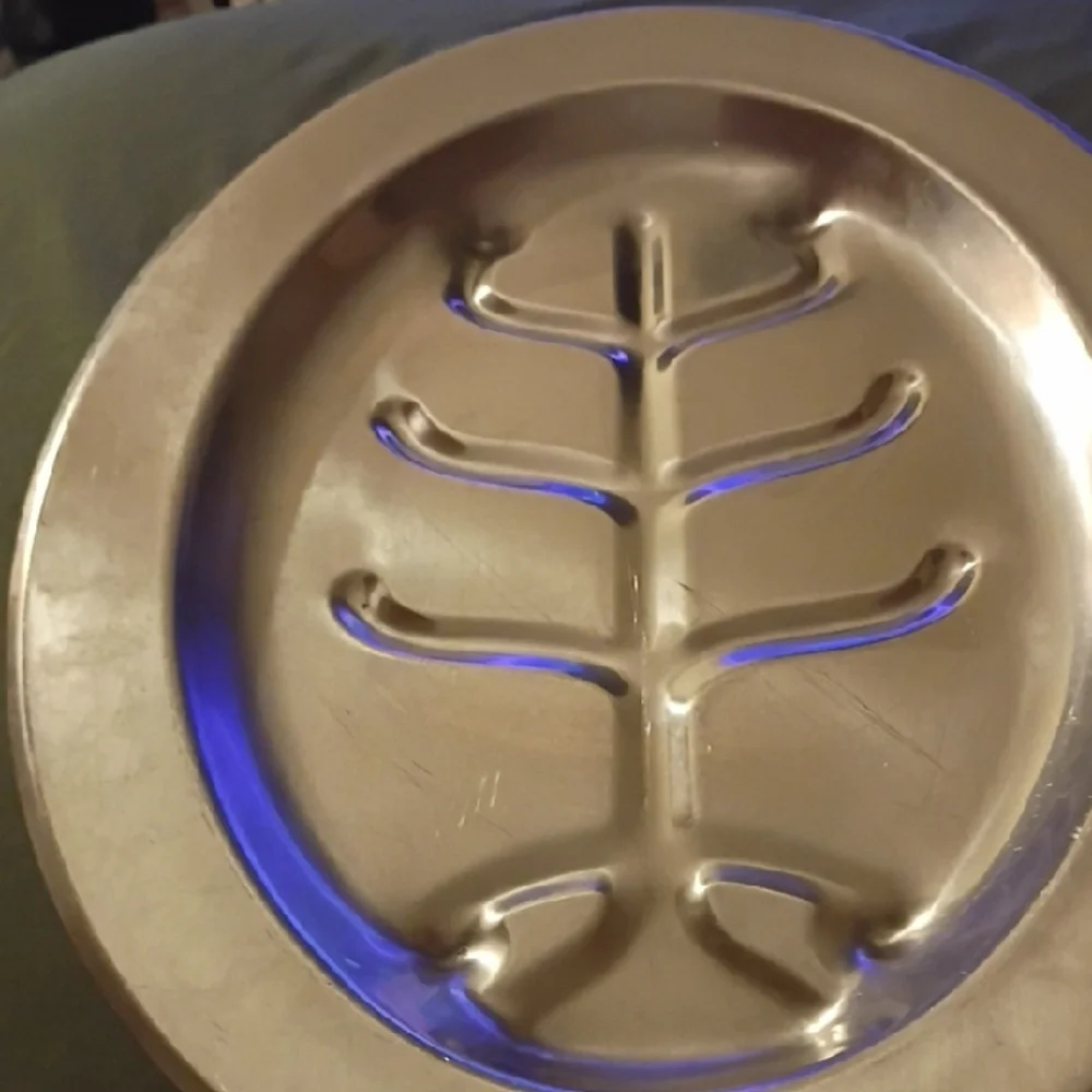 Silver Leaf Design Plate